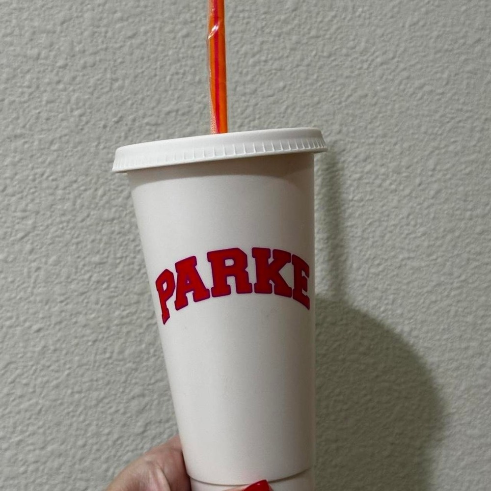 Parke Cup collab con Dunkin